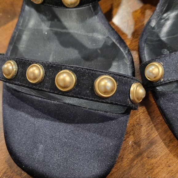 JON JOSEF CARSON Black & Faux Pearl Kitten Heels Size 9 - Picture 5 of 9